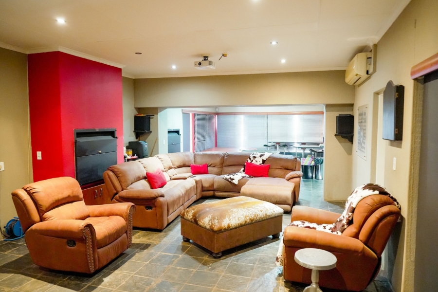 4 Bedroom Property for Sale in Wilkoppies North West